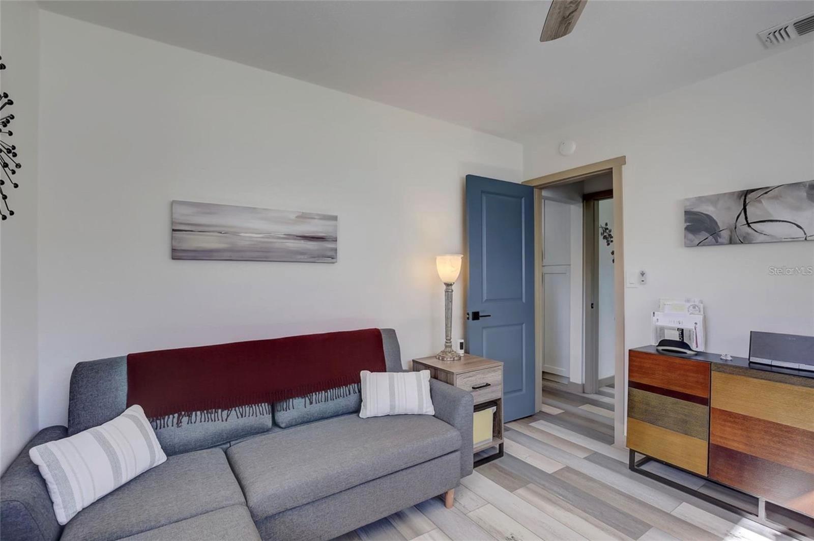 CRESTMONT - Residential Lease