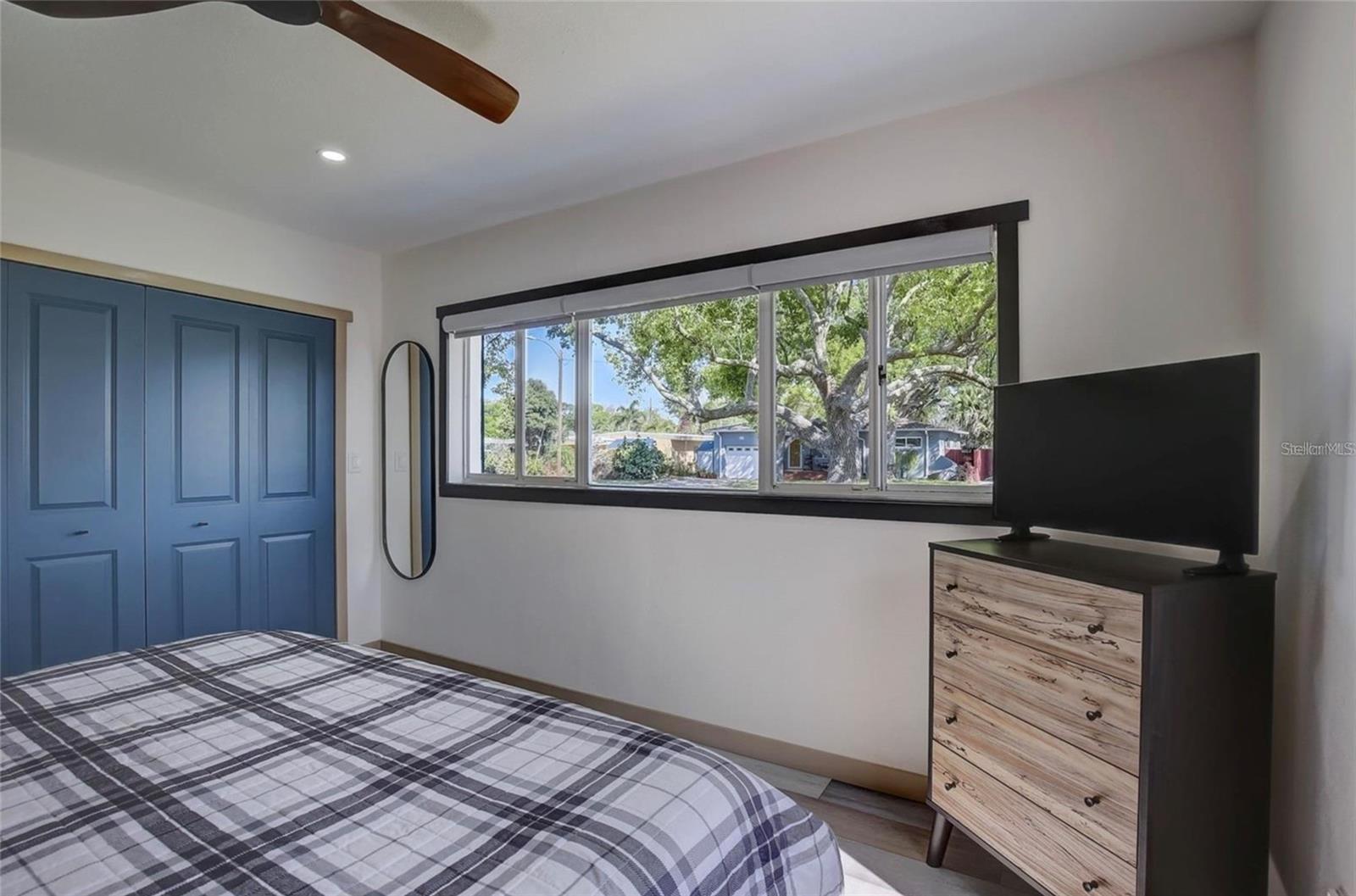CRESTMONT - Residential Lease