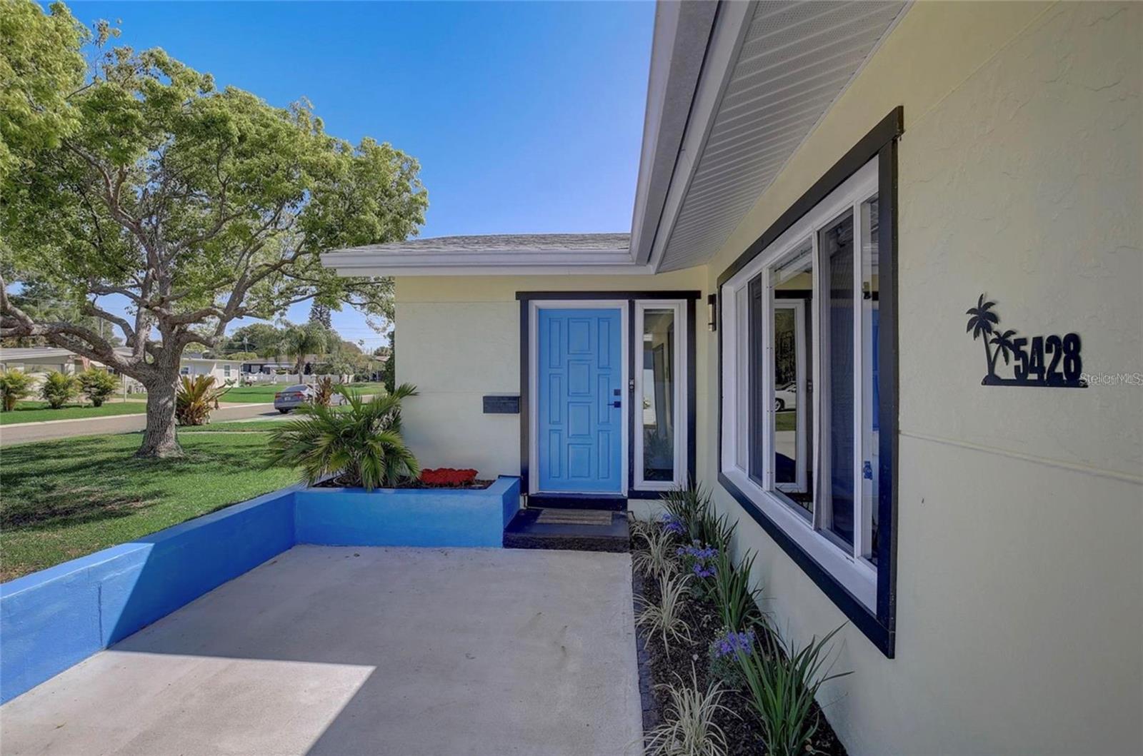 CRESTMONT - Residential Lease