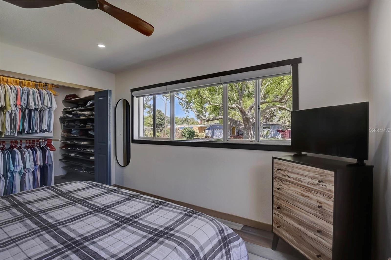 CRESTMONT - Residential Lease