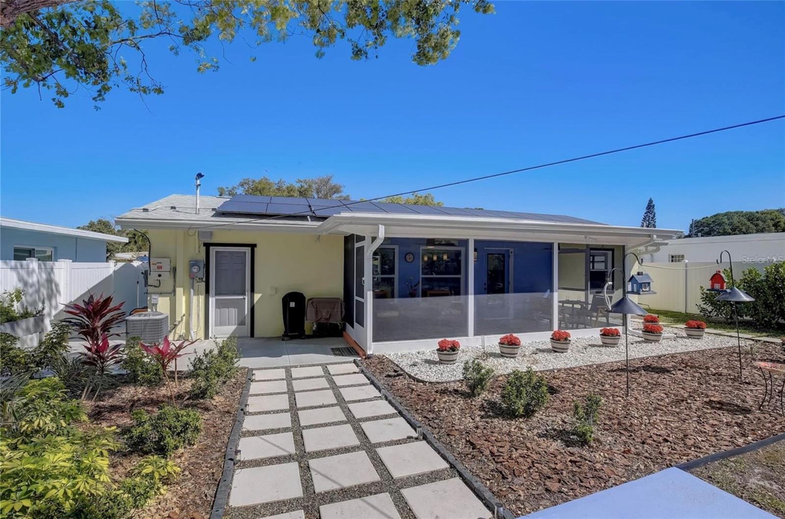 CRESTMONT - Residential Lease