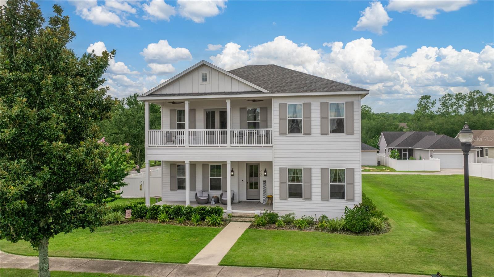 WOODFIELD XING - Residential