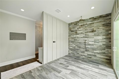 Tiny photo for 2824 SE 20th Avenue, Ocala, FL 34471 (MLS # OM707590)