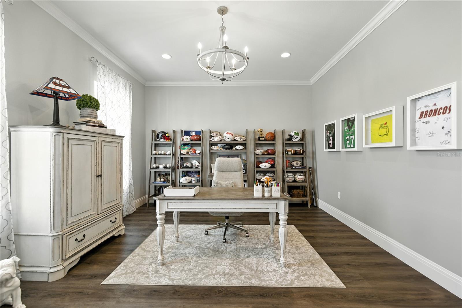WOODFIELD XING - Residential