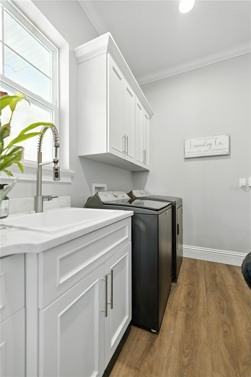 WOODFIELD XING - Residential