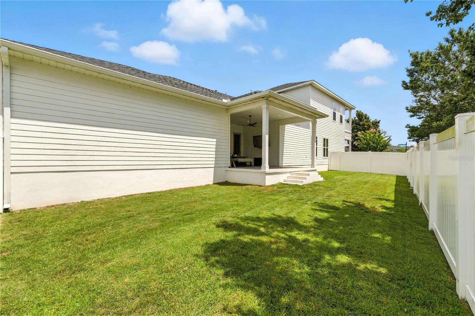 WOODFIELD XING - Residential