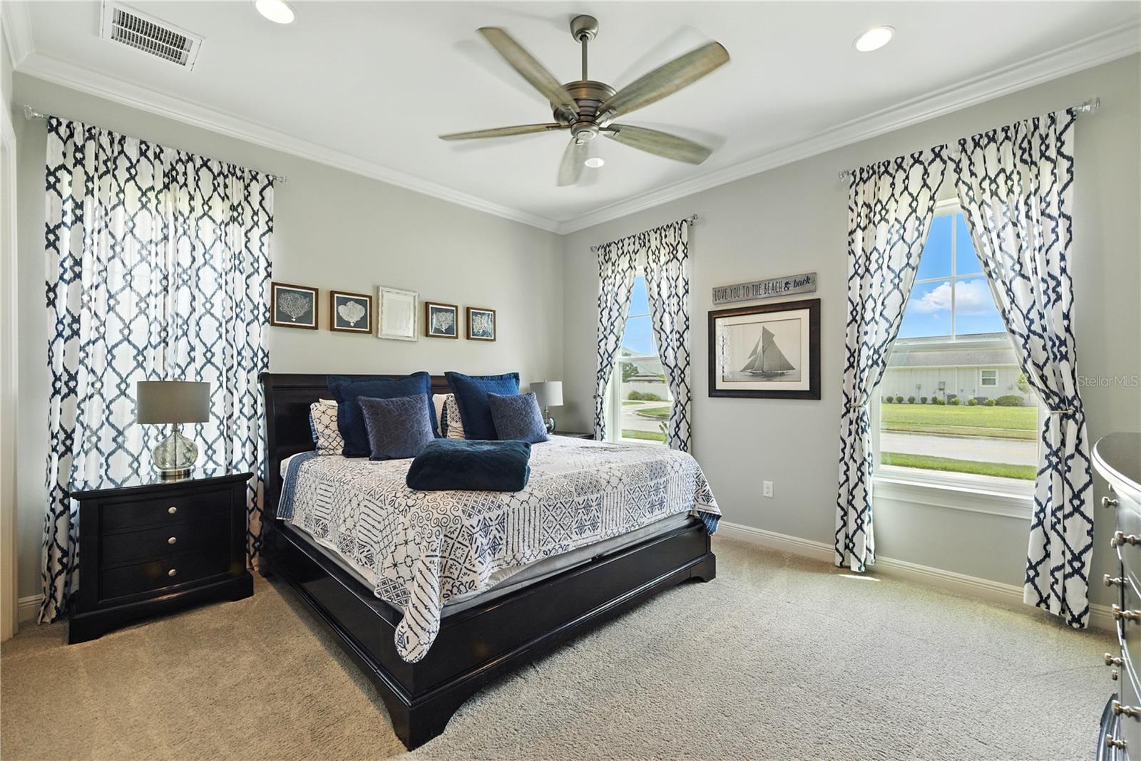 WOODFIELD XING - Residential