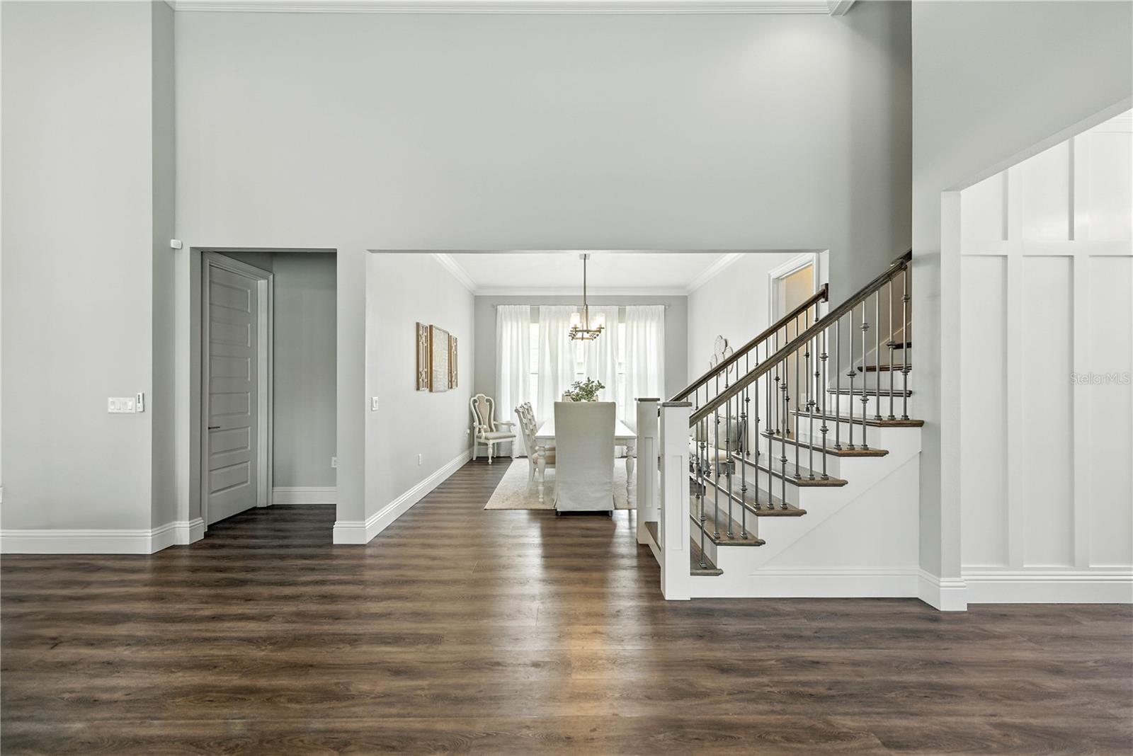 WOODFIELD XING - Residential