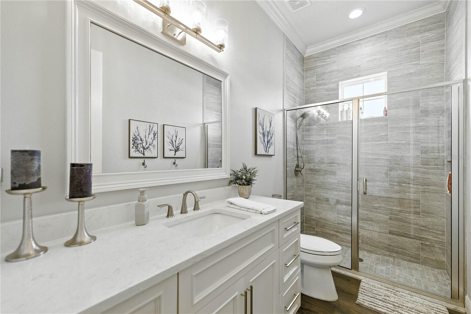 WOODFIELD XING - Residential