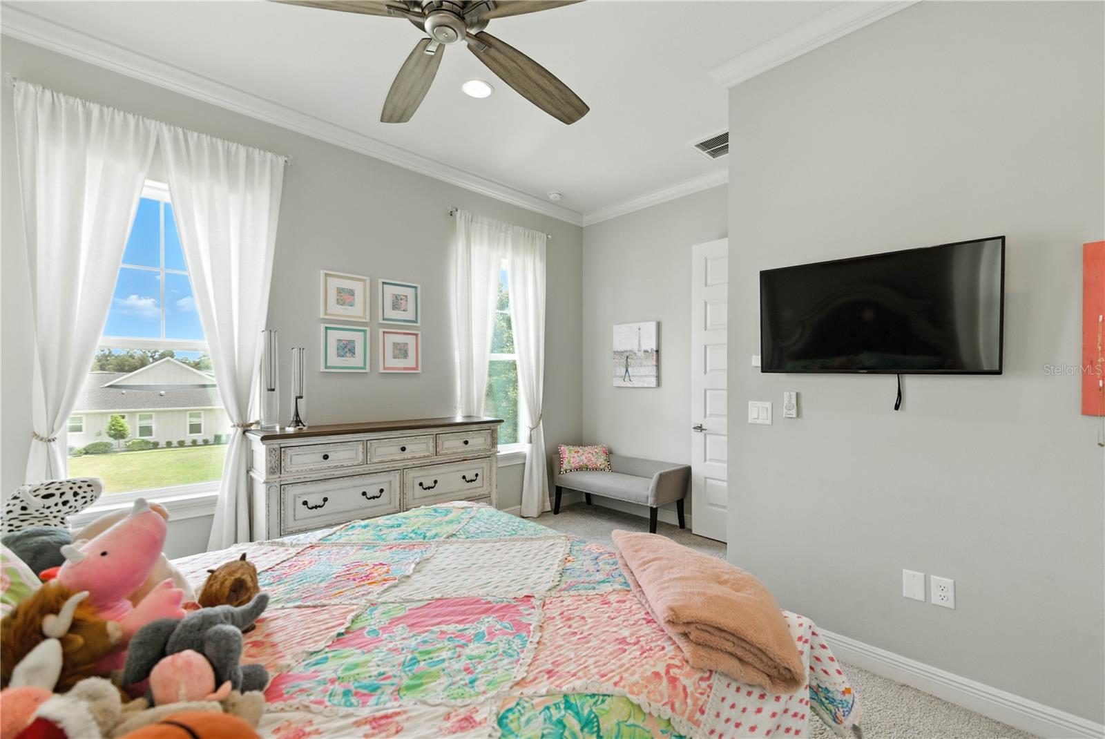 WOODFIELD XING - Residential