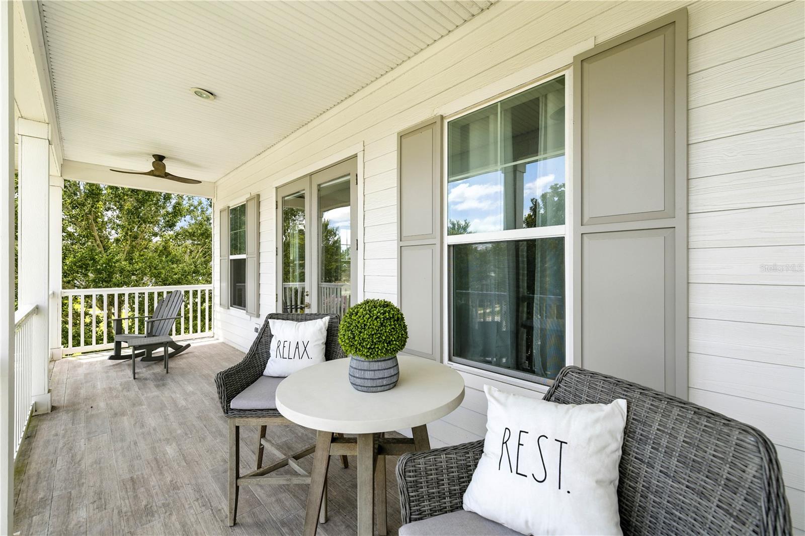 WOODFIELD XING - Residential