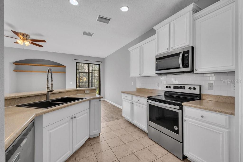 FISHHAWK RANCH PH 02 TR 12B - Residential