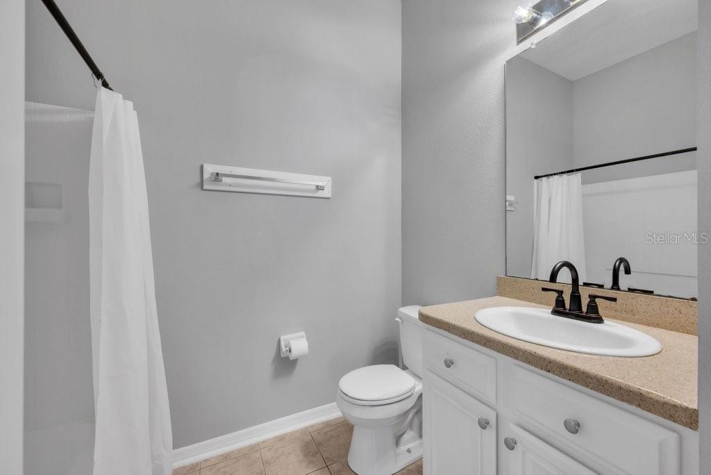 FISHHAWK RANCH PH 02 TR 12B - Residential