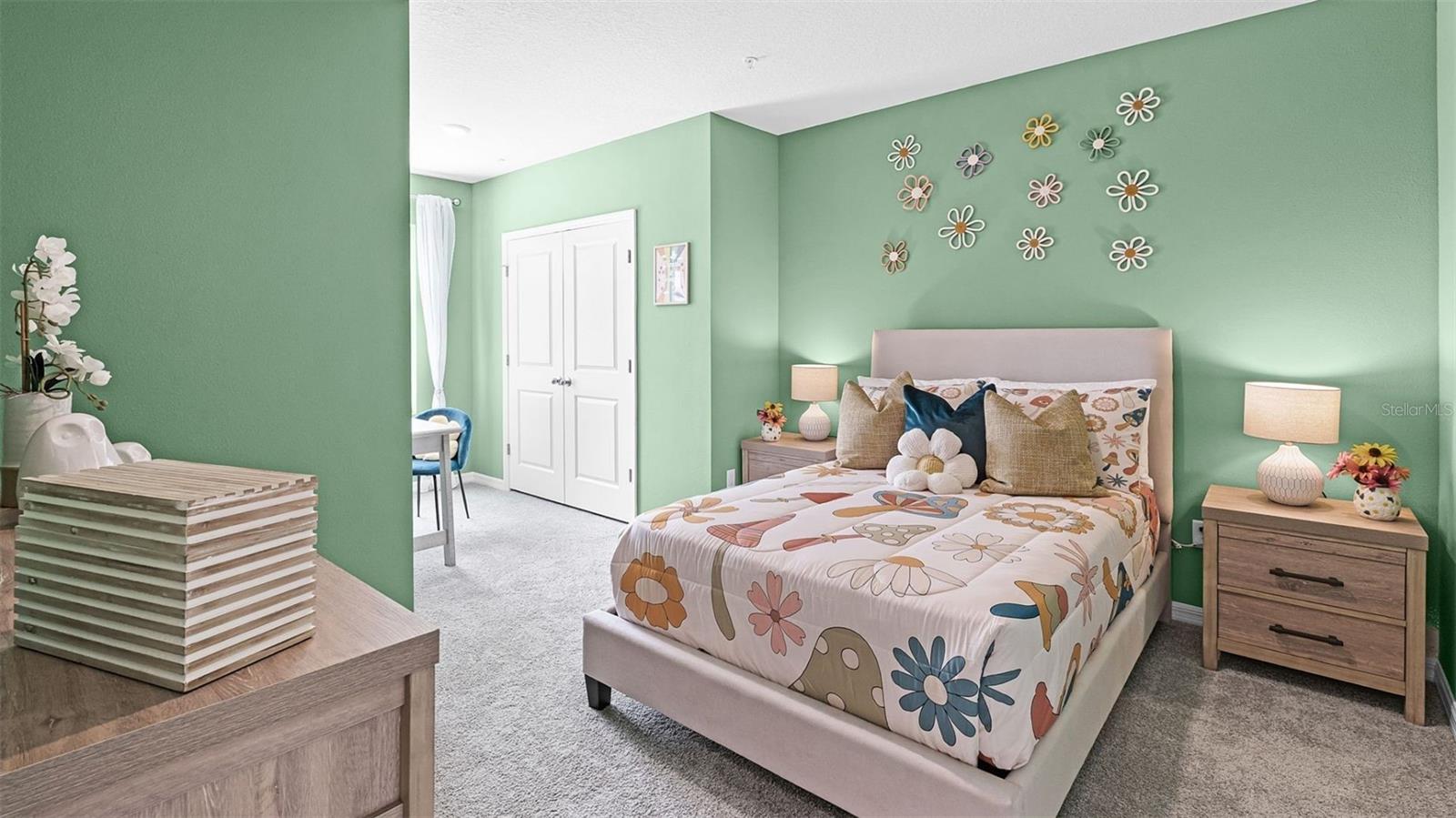 NONA WEST TWNHMS - Residential