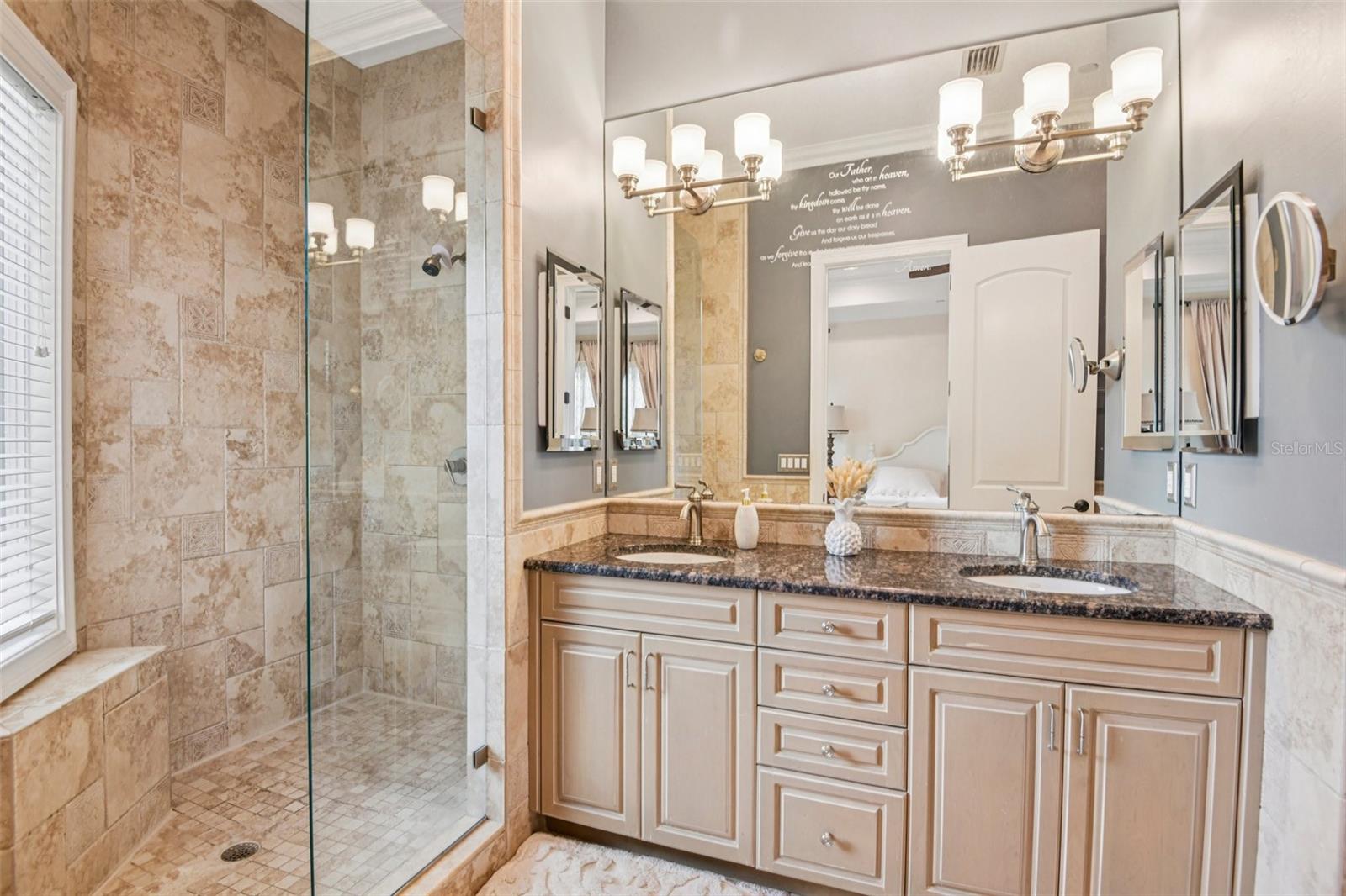 LA MADDALENA TWNHMS - Residential