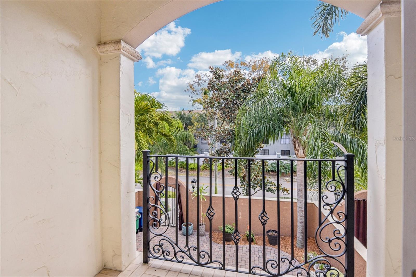 LA MADDALENA TWNHMS - Residential