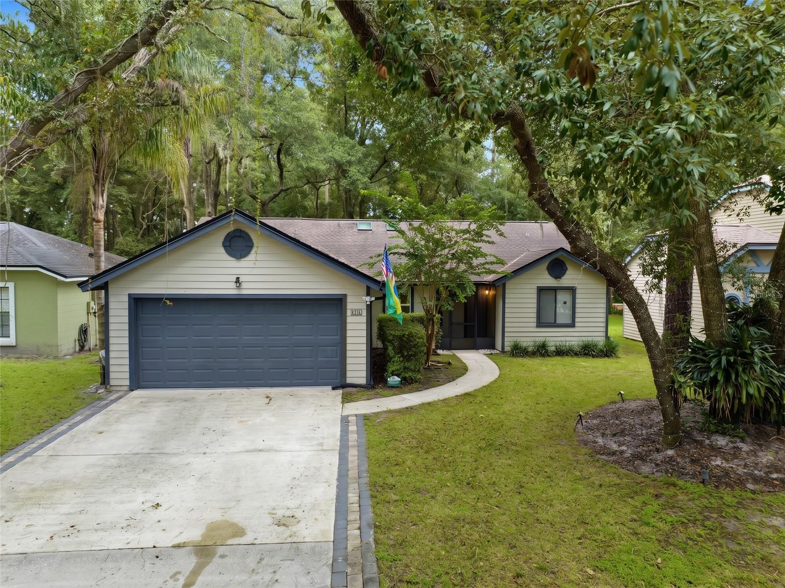 893 E TIMBERLAND TRAIL