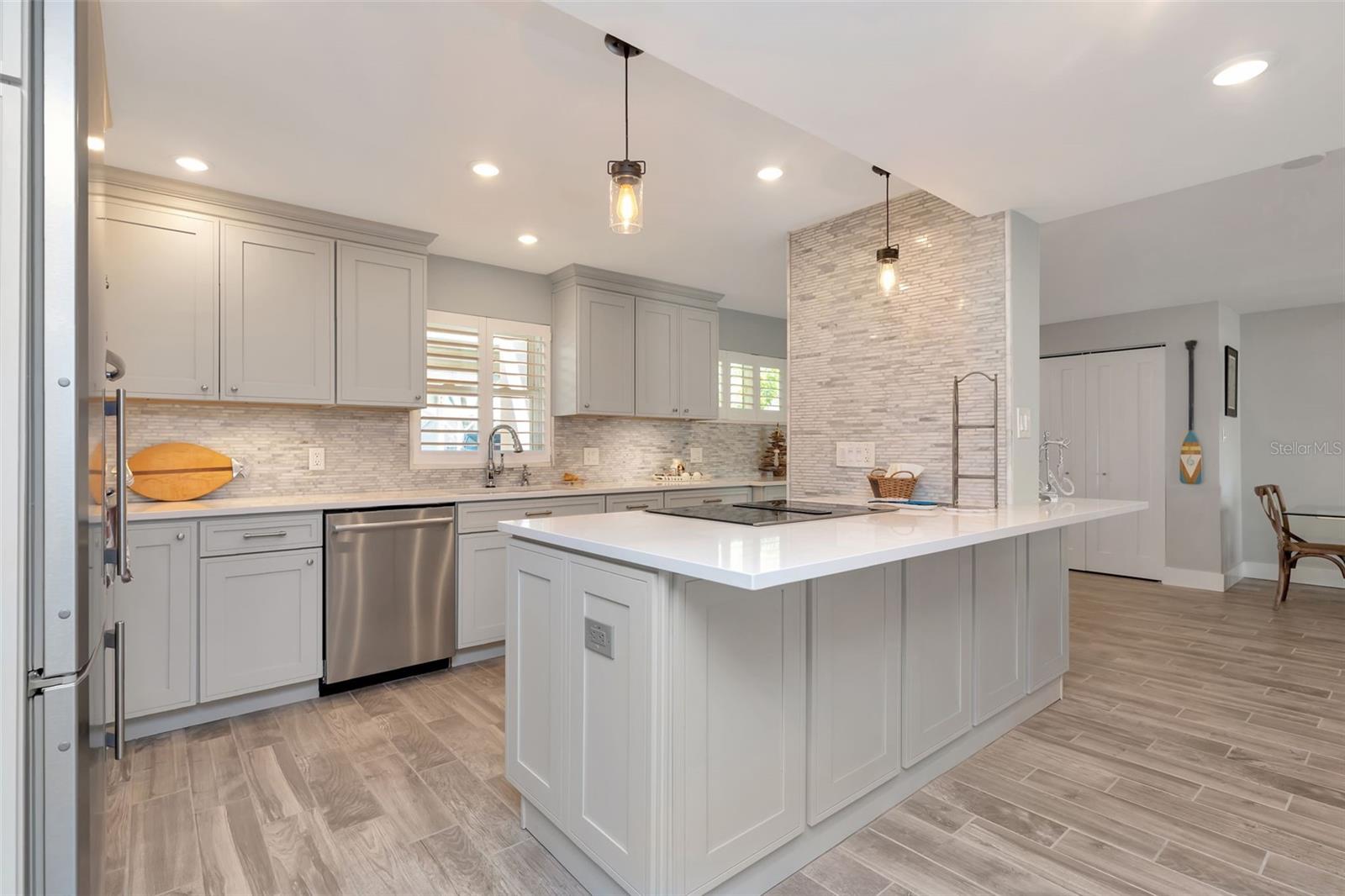 EDGEWATER ARMS 1ST CONDO - Residential