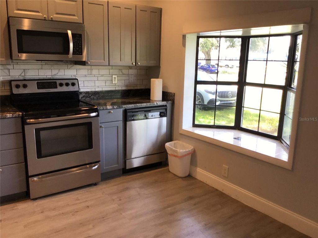 Photo of 1010 Dakota Avenue, Saint Cloud, FL 34769 (MLS # R4909497)