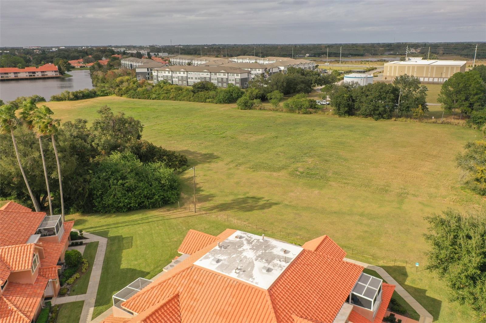 GARDEN VILLAS PH 5 - Residential