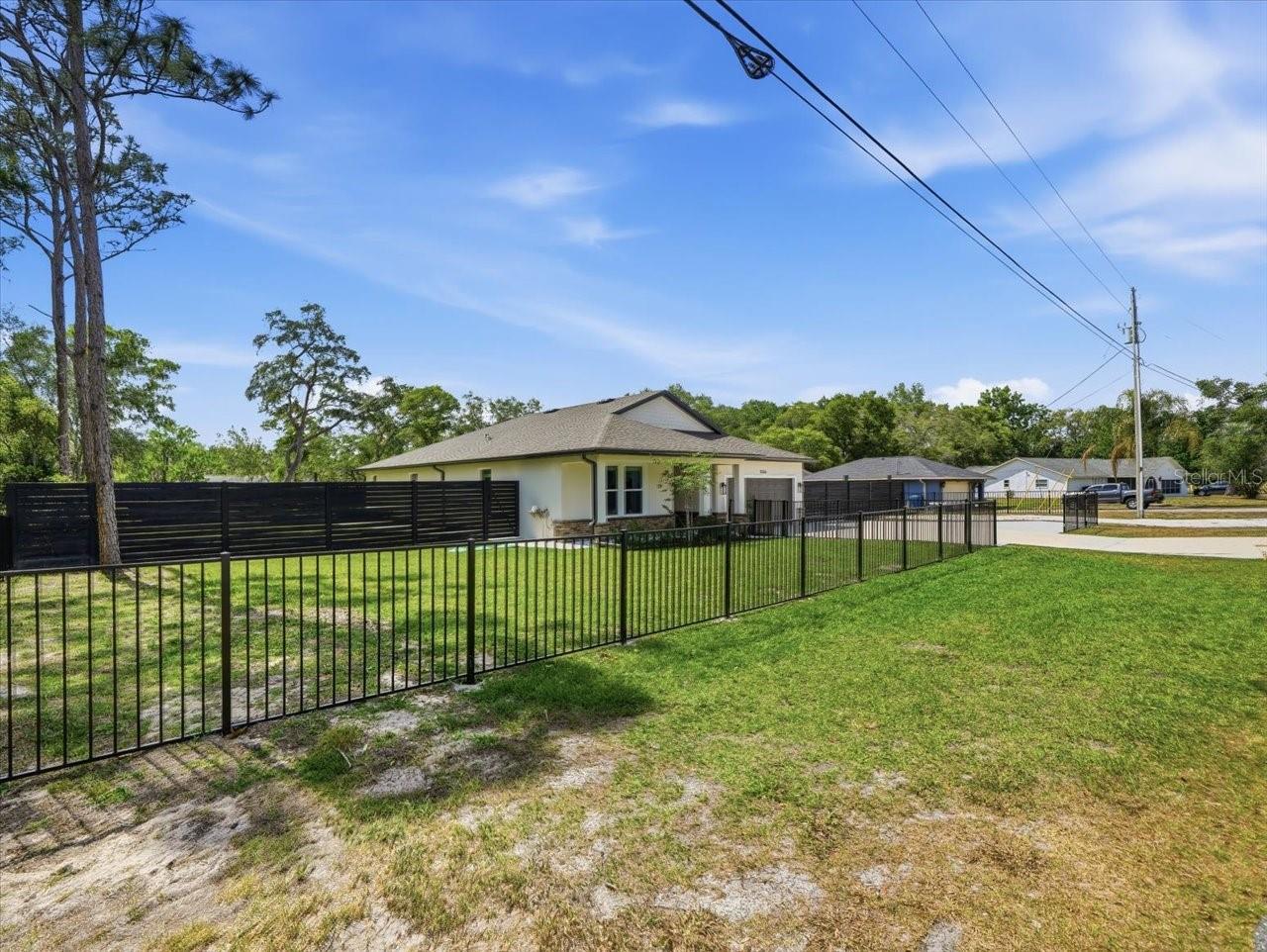 SPRING HILL - Residential