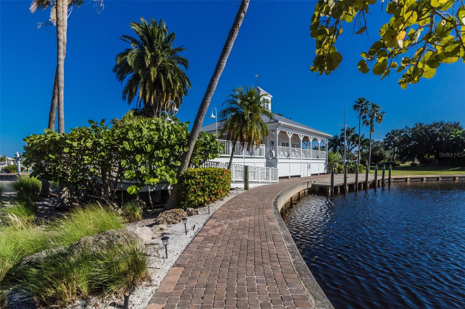 GRASSY POINT ESTATES - Land