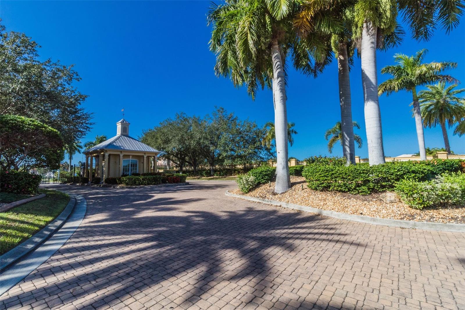 GRASSY POINT ESTATES - Land