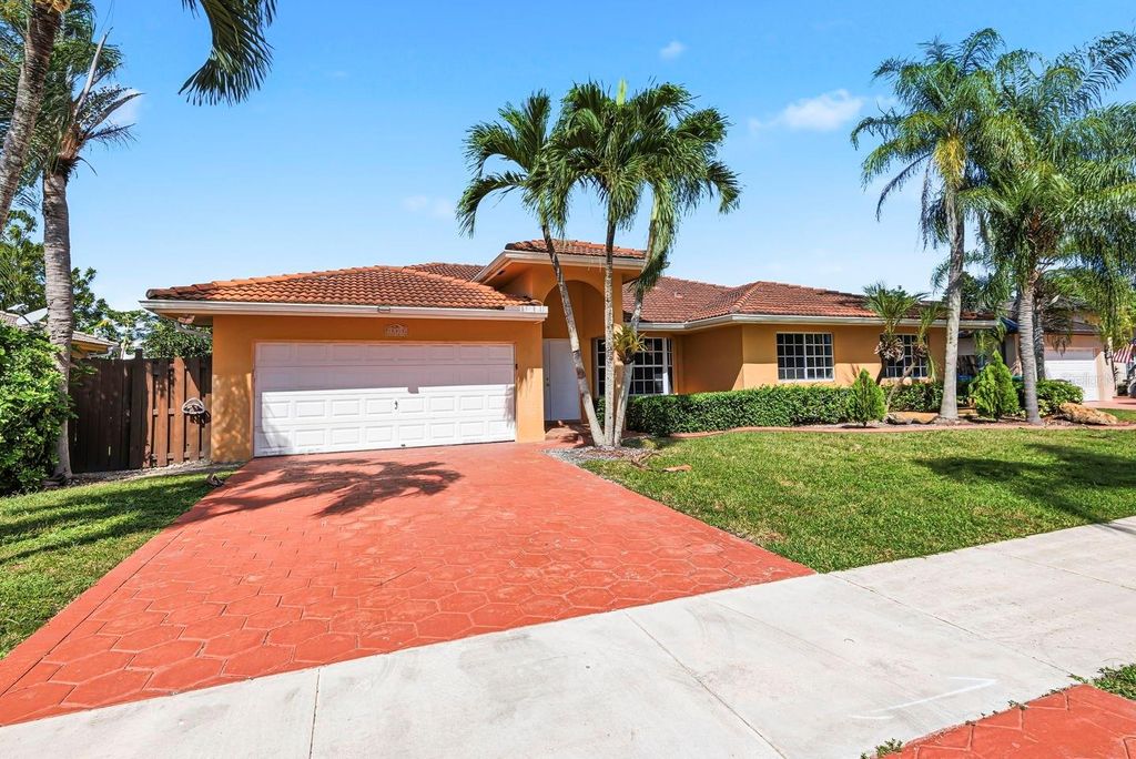 Photo of 15313 SW 138th Terrace, Miami, FL 33196 (MLS # O6354808)