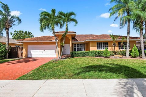 Photo of 15313 SW 138th Terrace, Miami, FL 33196 (MLS # O6354808) Photo of 15313 SW 138th Terrace, Miami, FL 33196 (MLS # O6354808)