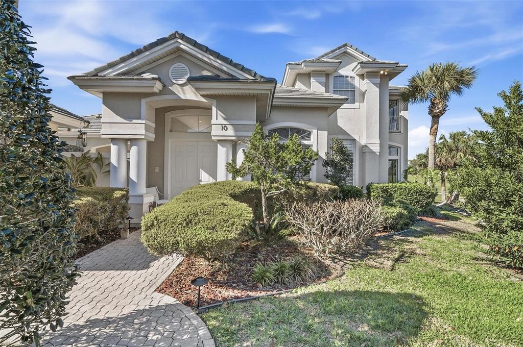 Photo of 10 Cordoba Court, Palm Coast, FL 32137 (MLS # FC317098)