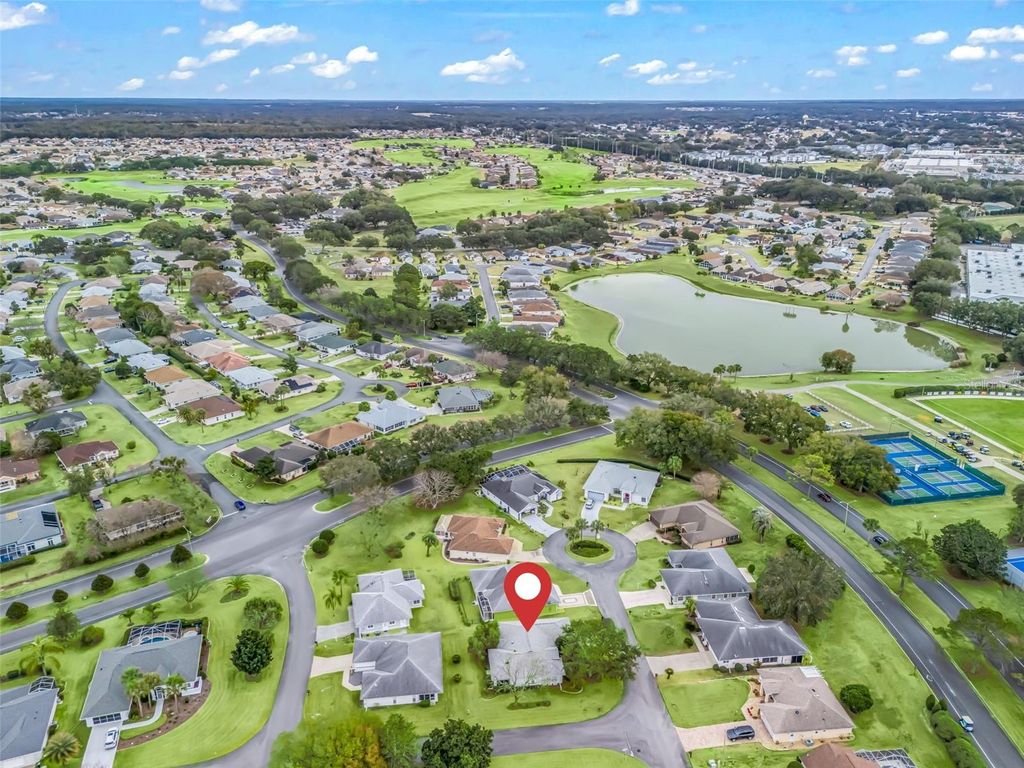 Photo of 11014 SE 174th Loop, Summerfield, FL 34491 (MLS # G5106708)