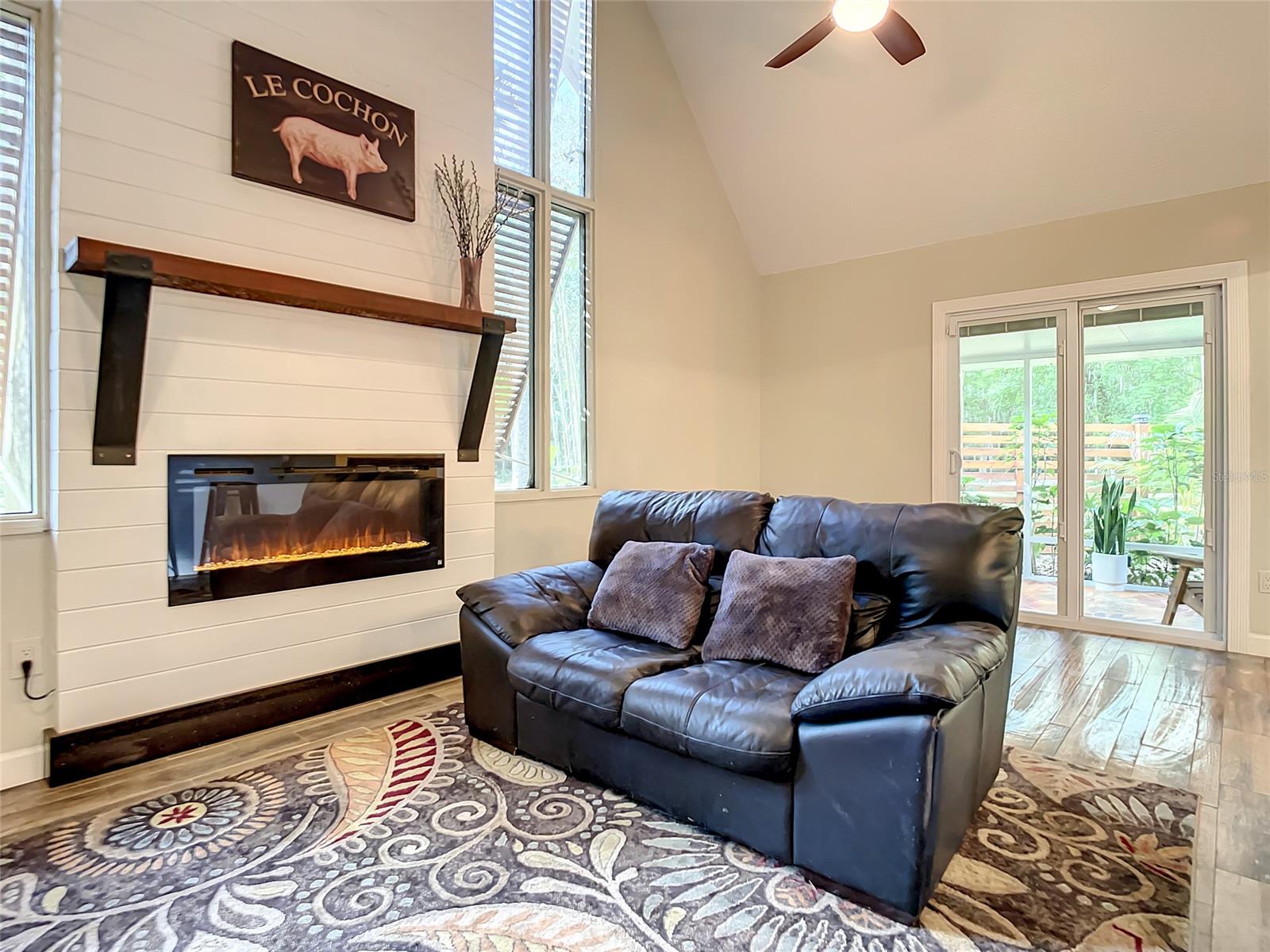 Hull Grant S 01/3 A - Residential