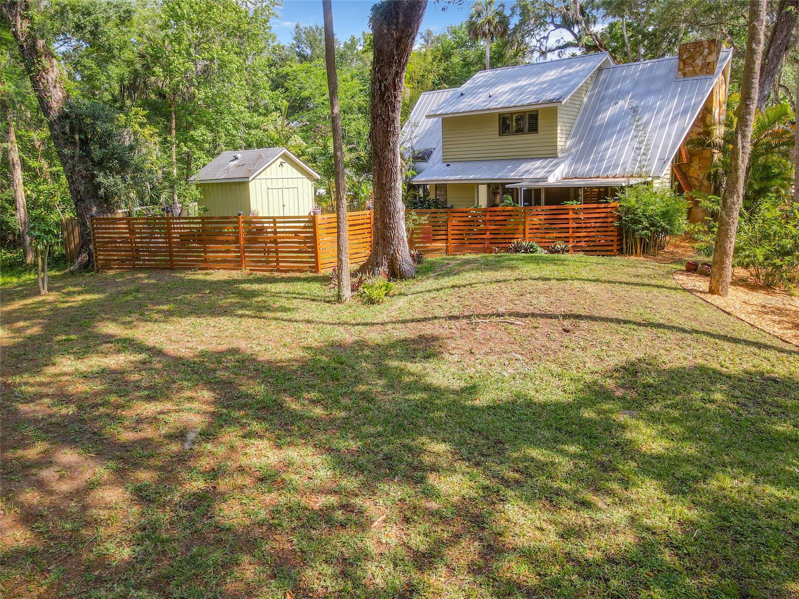 Hull Grant S 01/3 A - Residential