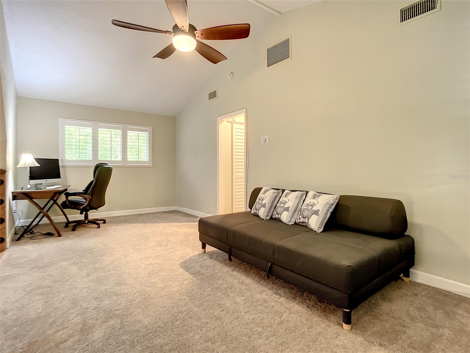 Hull Grant S 01/3 A - Residential