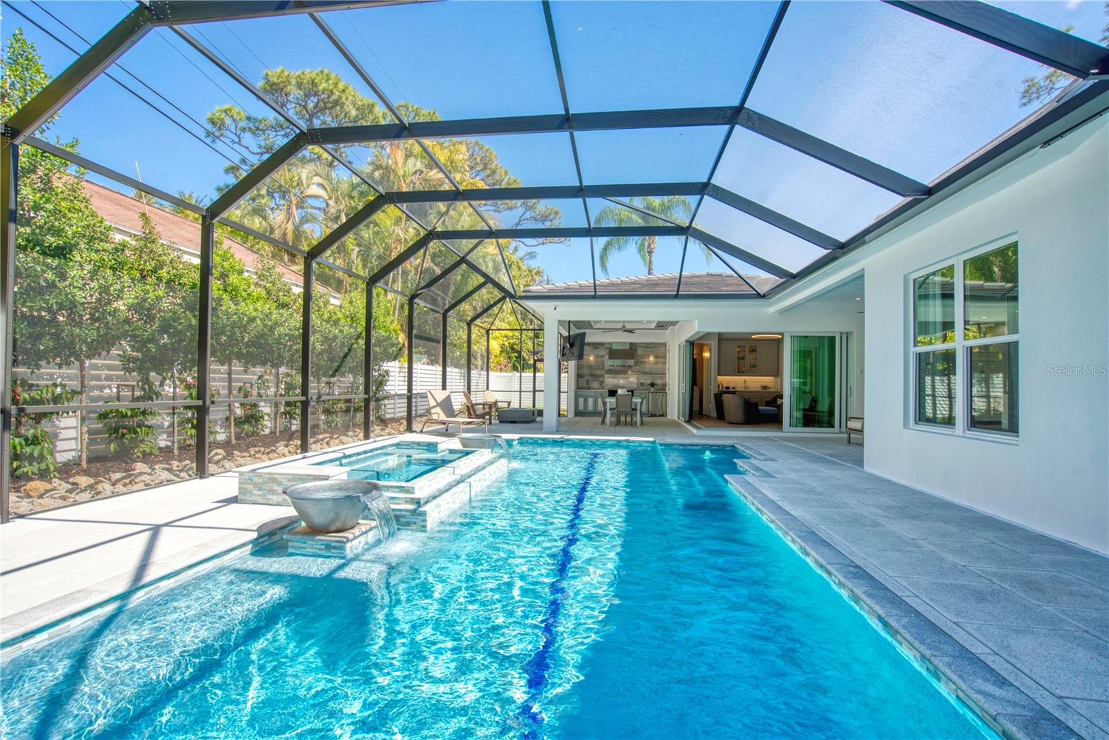 SARA SANDS - Residential