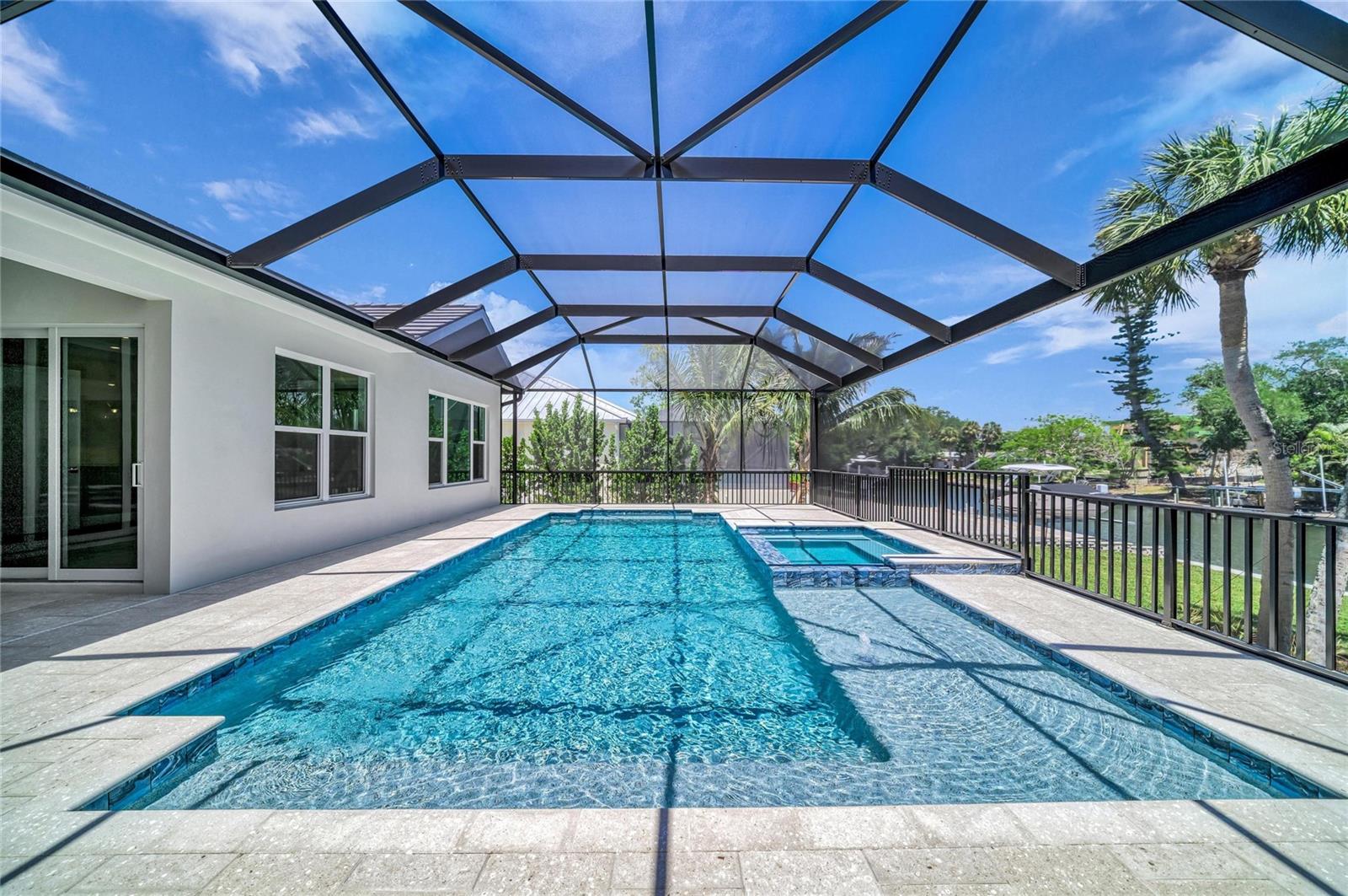 SARA SANDS - Residential