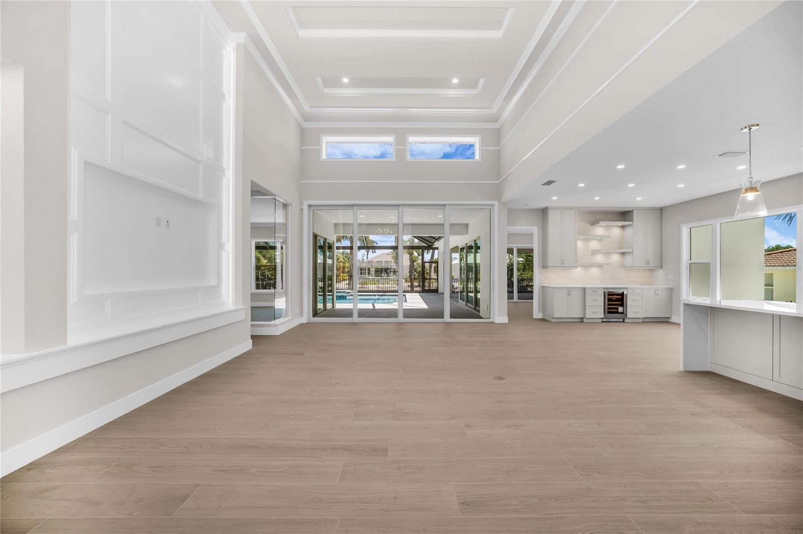 SARA SANDS - Residential