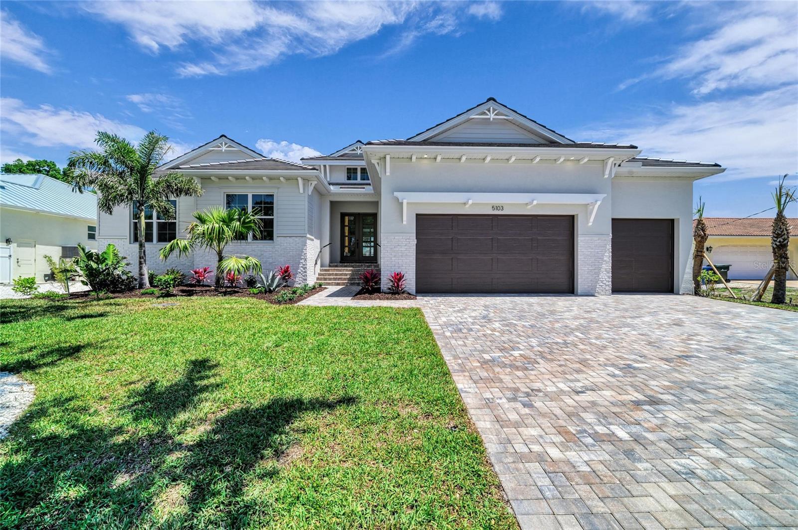 SARA SANDS - Residential