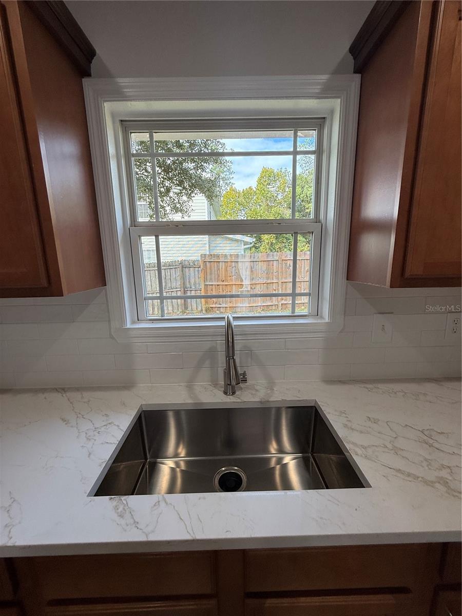 TRIANGLE PARK - Residential