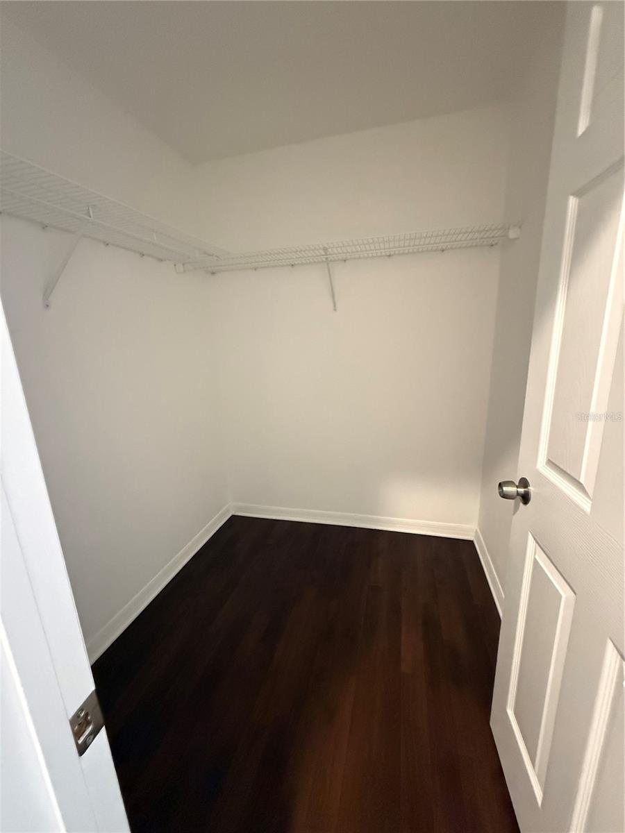 TRIANGLE PARK - Residential