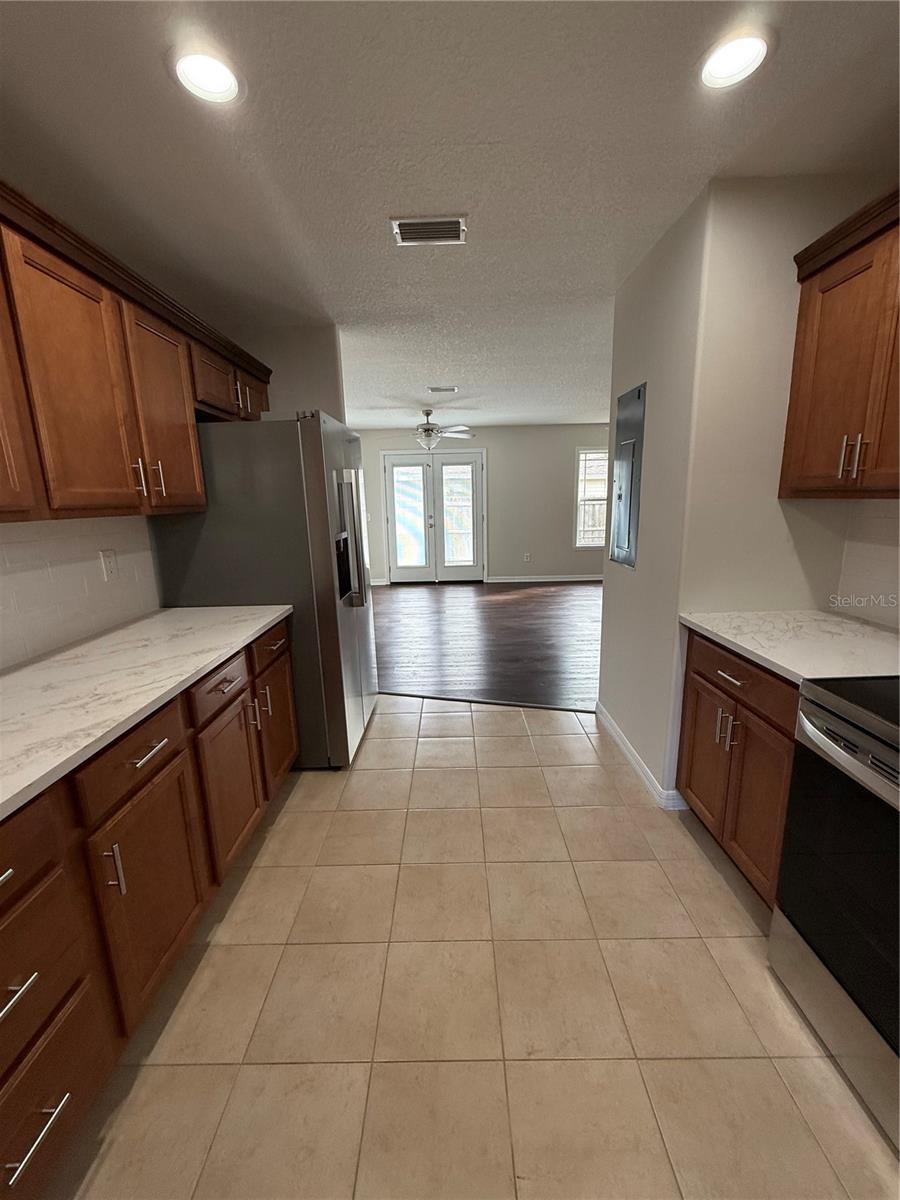 TRIANGLE PARK - Residential