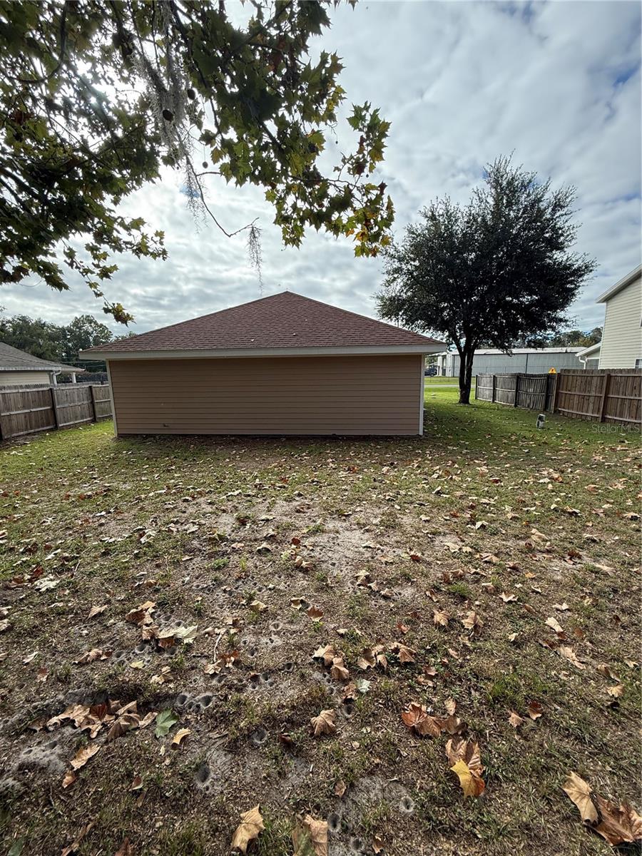 TRIANGLE PARK - Residential