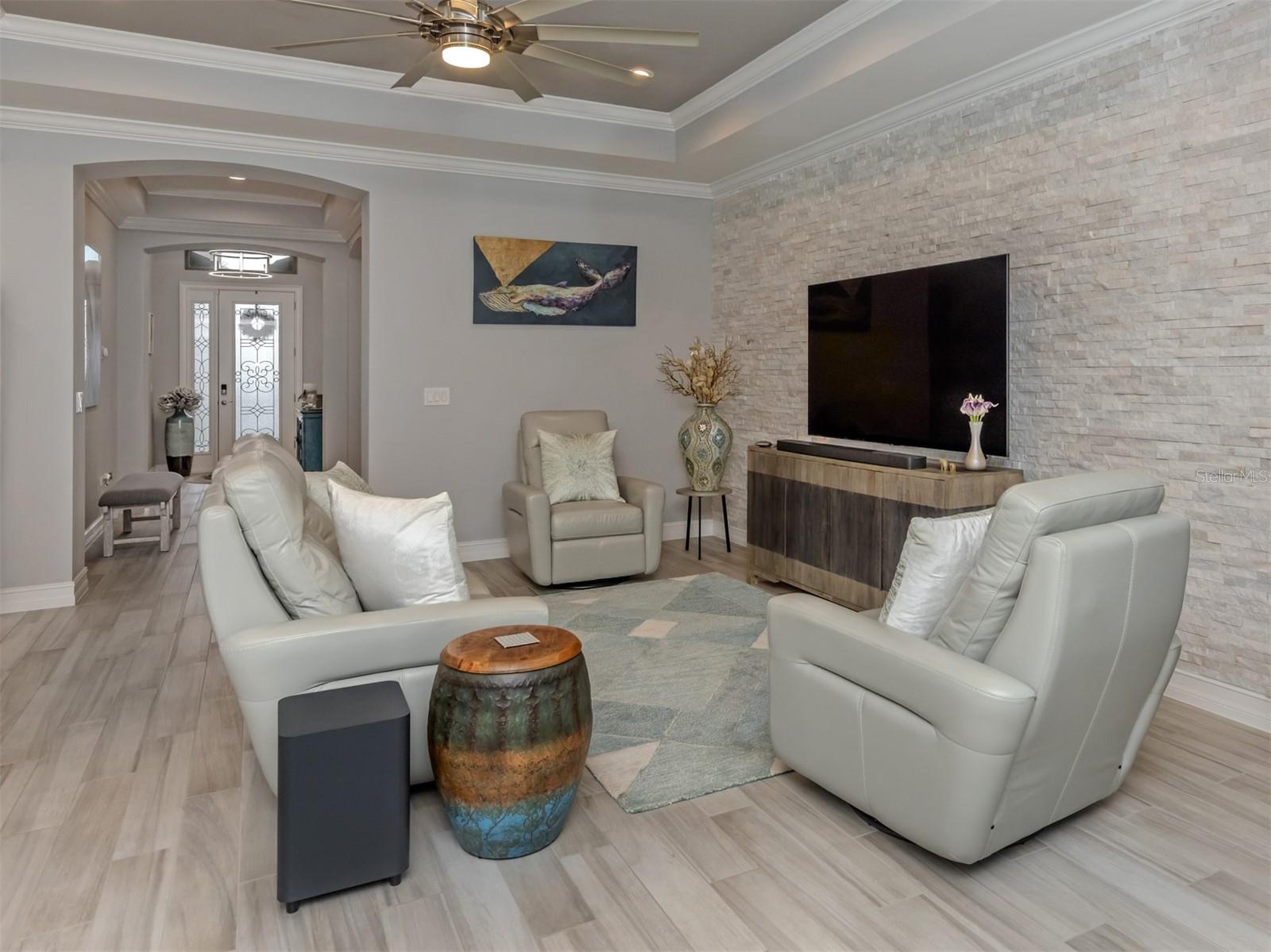 TOSCANA ISLES UN 1 - Residential