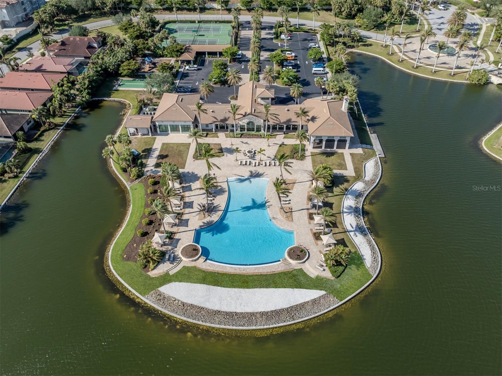 TOSCANA ISLES UN 1 - Residential