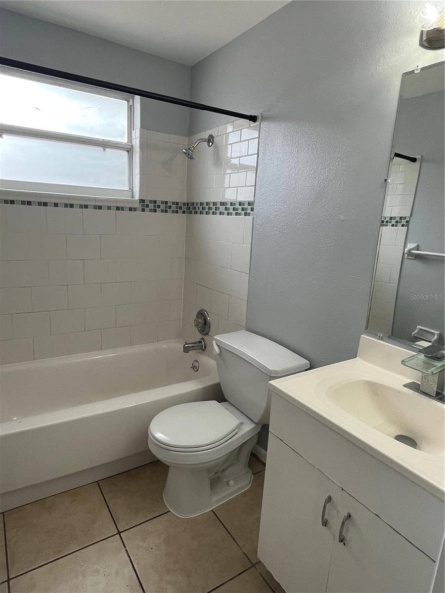 ORANGEWOOD VILLAGE - Residential Lease