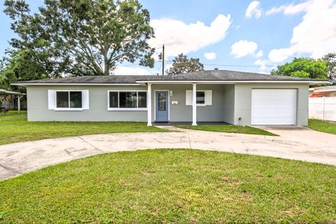 Photo of 4032 22nd Avenue N, St Petersburg, FL 33713 (MLS # TB8436366)