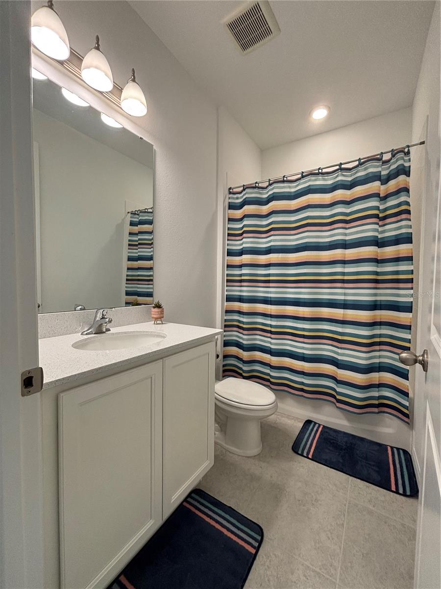 HAMPTON OAKS - Residential