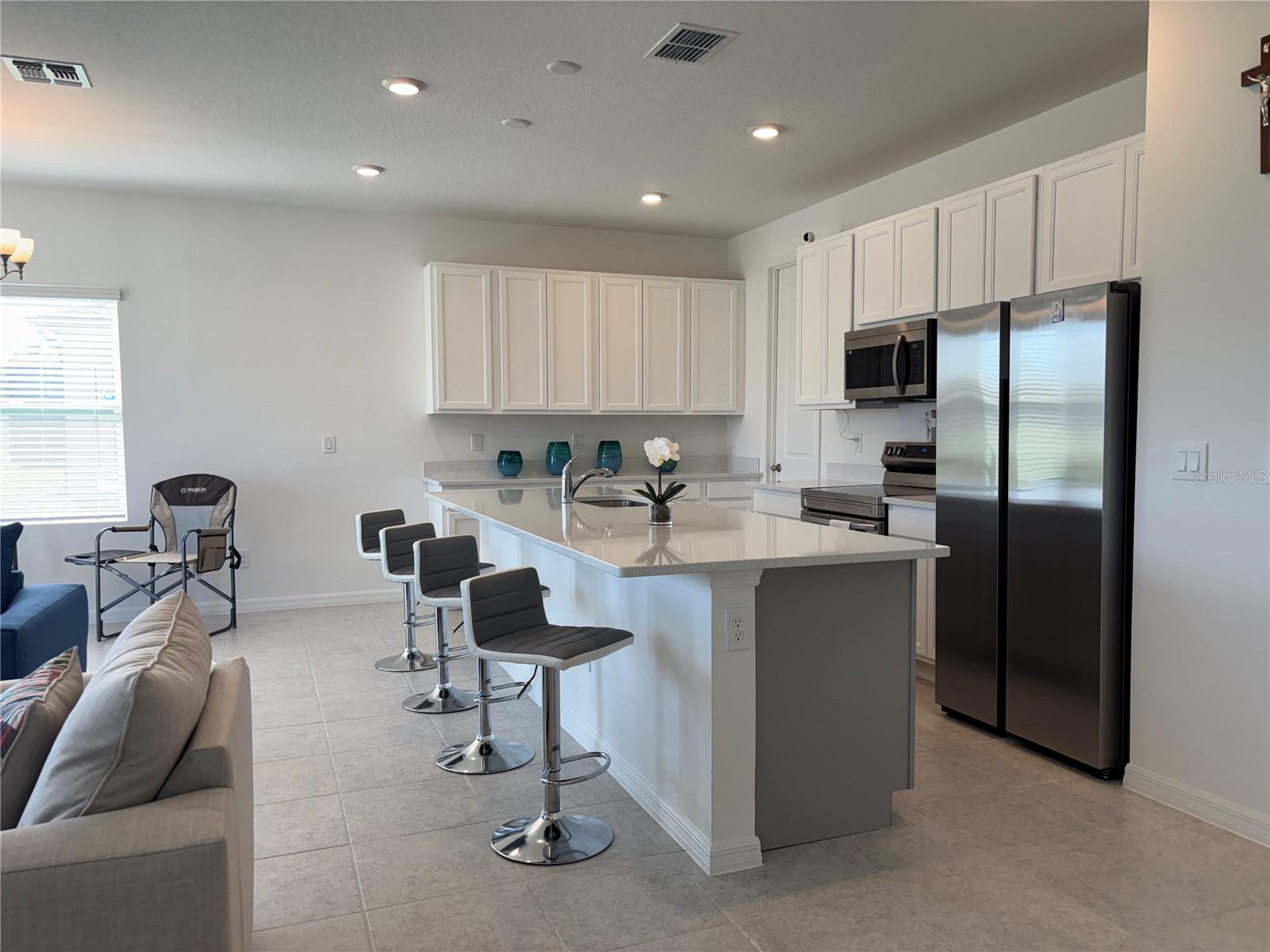 HAMPTON OAKS - Residential