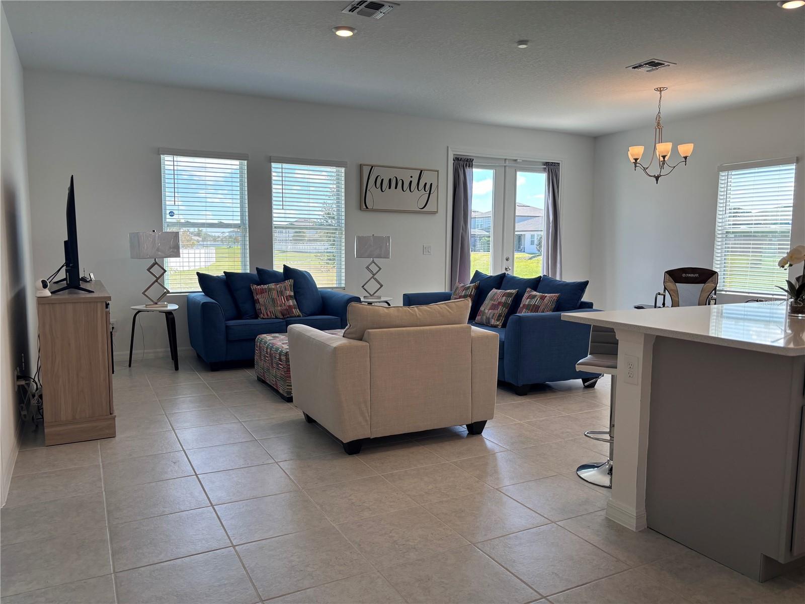 1625 HILL PARK DRIVE