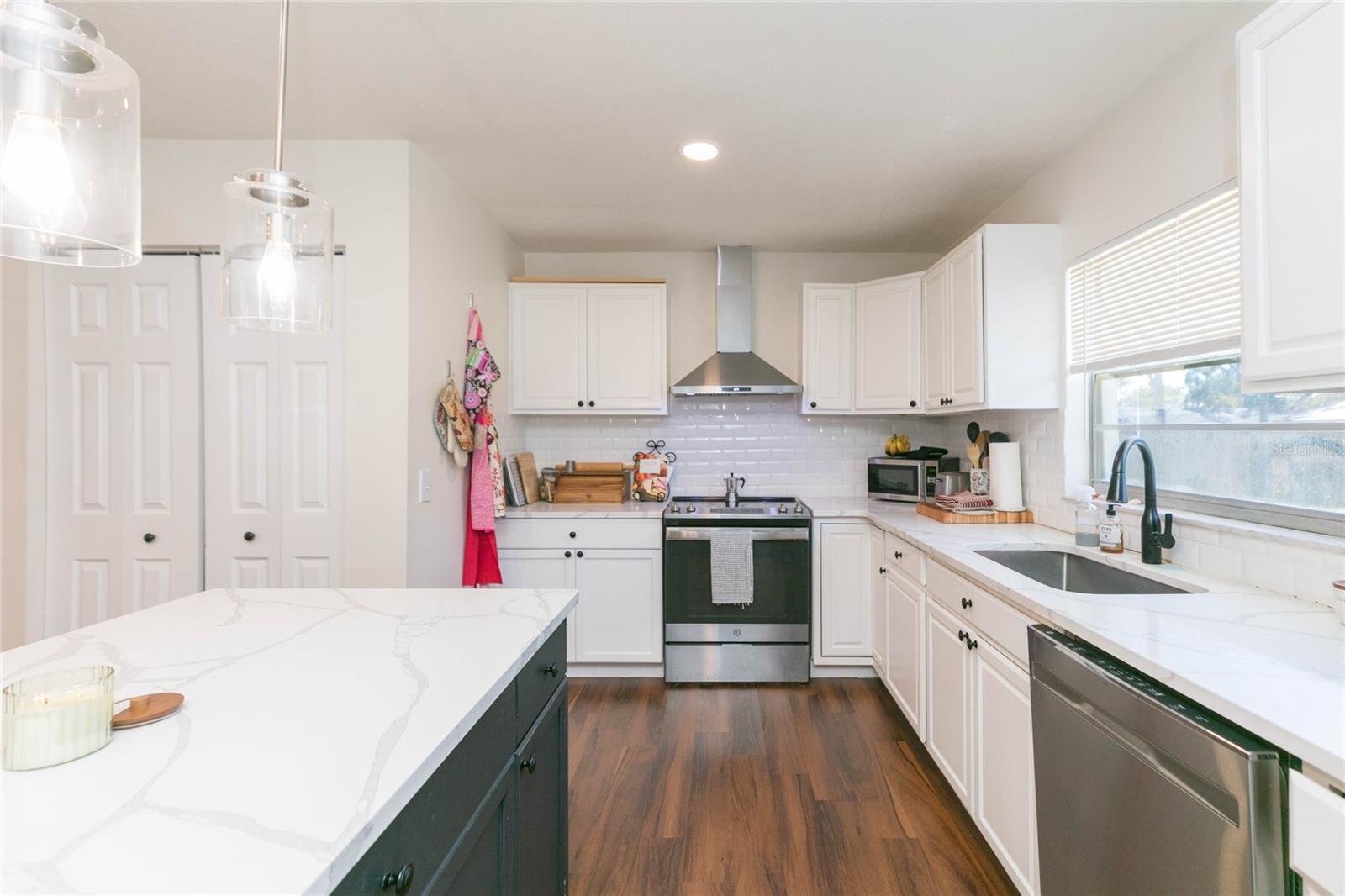 OAK MONT WOODS - Residential Lease